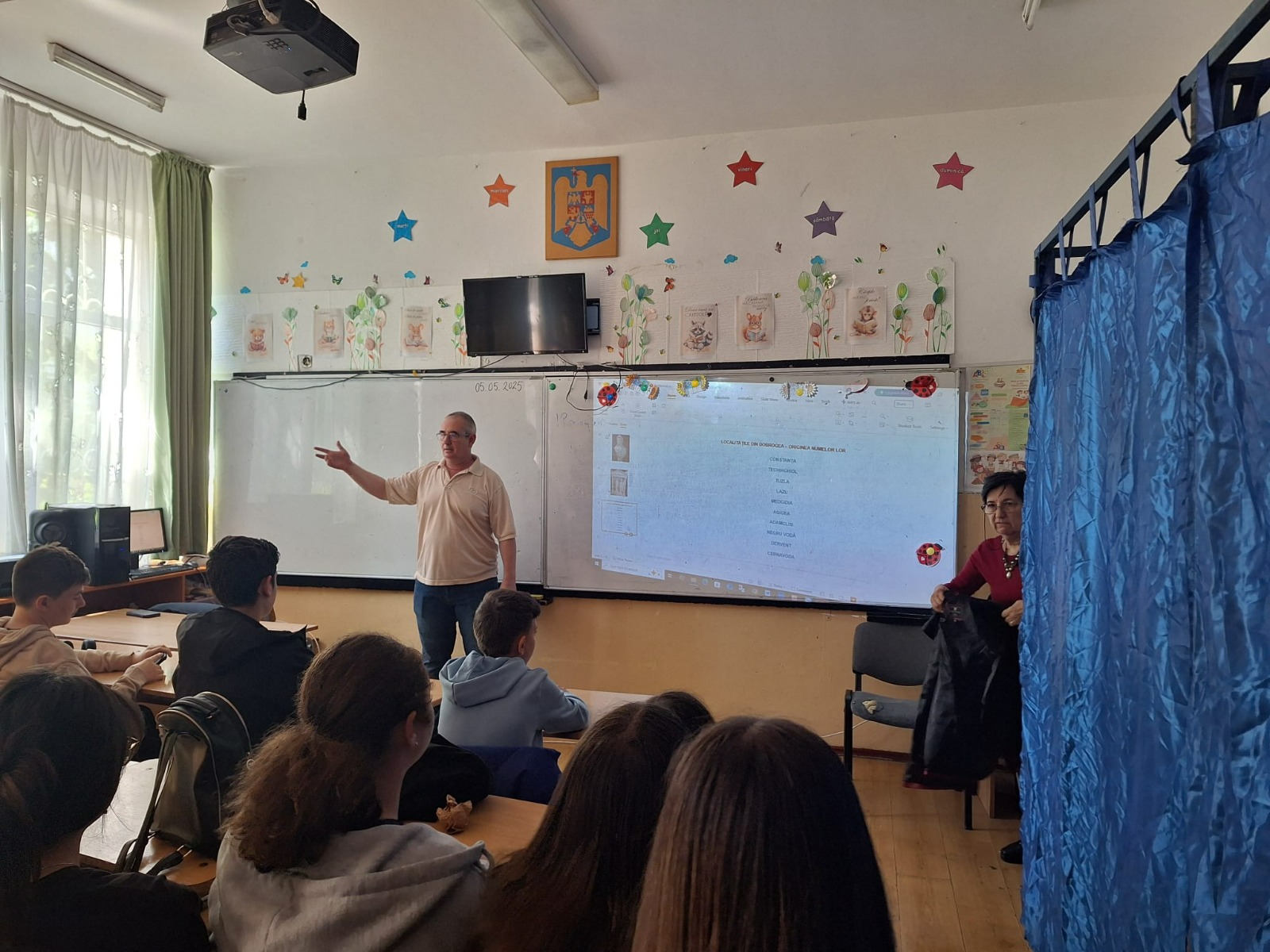 Muzeul de Istorie Națională și Arheologie Constanța promovează patrimoniul cultural dobrogean în școli și licee 495214897 1315885586714478 6411314575694958103 n