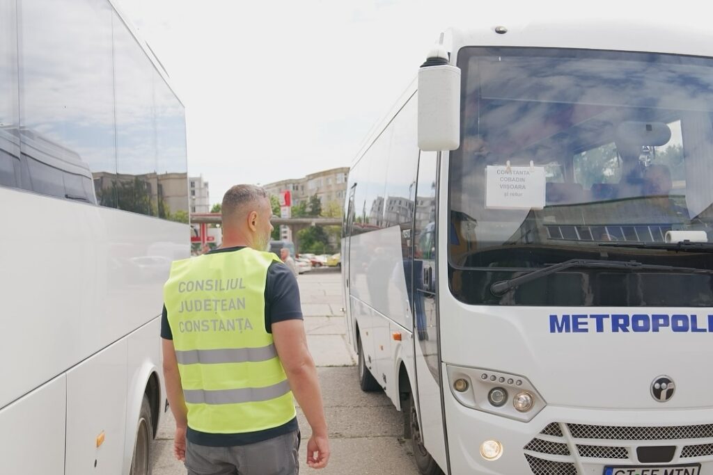 Traseele pentru lotul 3 de transport județean sunt în funcțiune/ Ce transmite Florin Mitroi 3 Traseele pentru lotul 3 de transport județean sunt în funcțiune/ Ce transmite Florin Mitroi 497389902 17903686731173391 6801570836900167504 n
