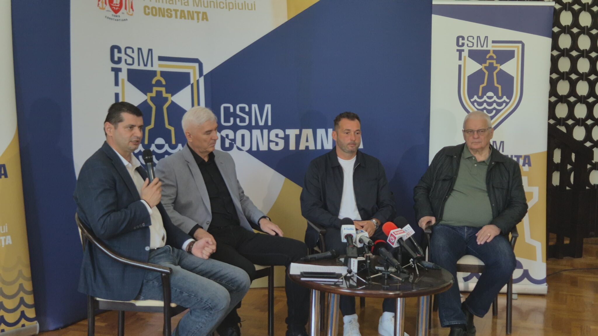 FOTO VIDEO CSM Constanța își prezintă noua conducere tehnică 50b17210 8db5 481f a00e d9be883cd6d6