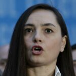 Derapaj grav al șefei POT, Anamaria Gavrilă: „Îl invităm pe ND să se supună unui control medical. Dă din cap necontrolat” 62528840