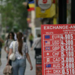 Continuă tensiunile pe piața valutară/ Cursul euro a depășit 5,09 lei 62541429