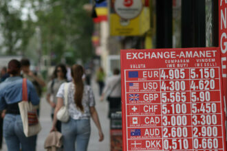 Continuă tensiunile pe piața valutară/ Cursul euro a depășit 5,09 lei 62541429