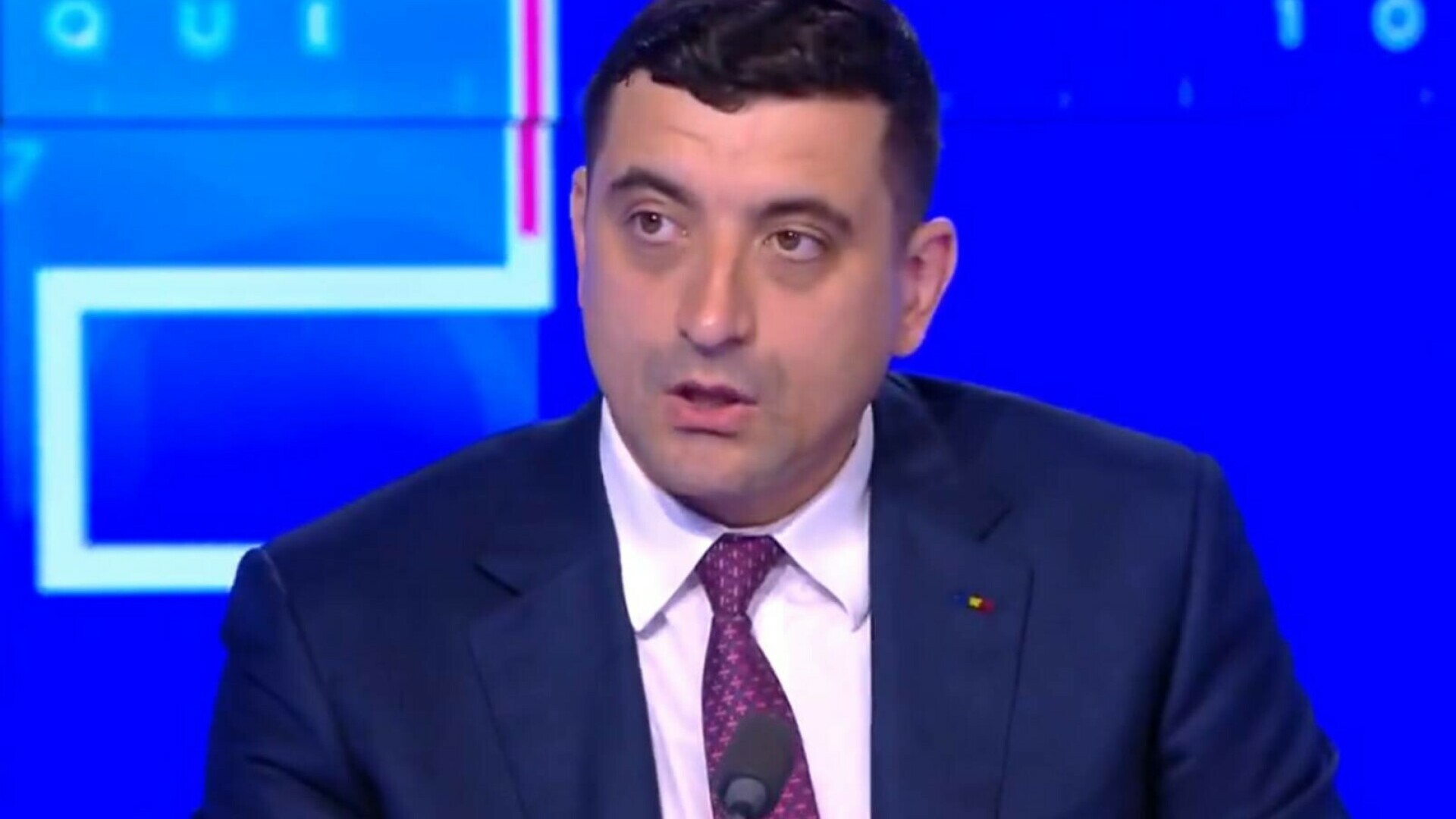 Simion a comparat Franța cu Iranul și pe Macron cu un „dictator”, la un post francez/ A fost luat peste picior de jurnaliști 62544064