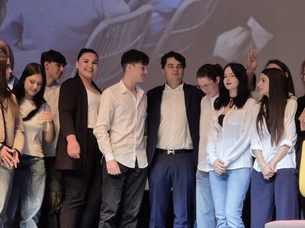 FOTO VIDEO Selly, prezent la conferința „Alternative - să fii cool”, la Constanța LIVE TEXT 723f0326 1239 493c be41 95a0897d0593