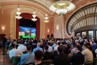 FOTO VIDEO Moment special pentru Gheorghe Hagi! Eveniment pentru lansarea autobiografiei, la Cazinoul din Constanța TEXT LIVE 74e8825a d99b 4cd9 9ad1 1ea2e64cc5b8
