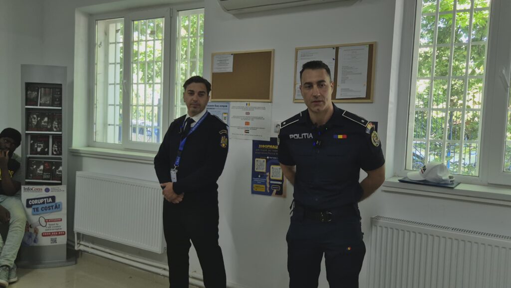 FOTO VIDEO IPJ Constanța, activitate desfășurată alături de imigranții din județ 2 FOTO VIDEO IPJ Constanța, activitate desfășurată alături de imigranții din județ 7e24a3ad 553a 4eb0 a5a5 9345c055417f