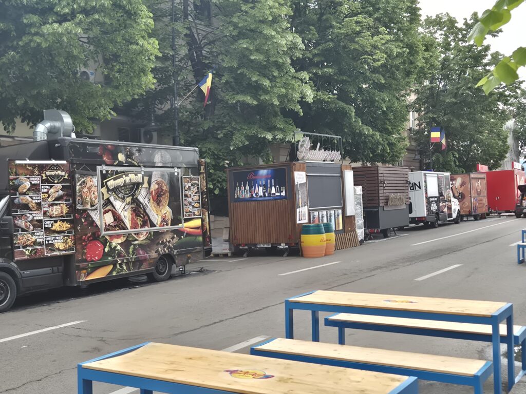FOTO VIDEO Ambuteiaj în zona Miga/ Traficul este restricționat pentru desfășurarea Food Truck Festival 973d94fb a366 414d ac7c 48e21f26e333