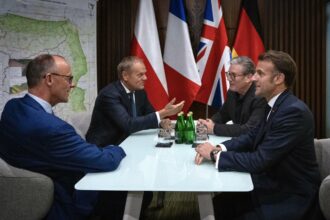 4 lideri europeni se duc la Kiev pentru a cere Rusiei să accepte un armistițiu necondiționat de 30 de zile GqiaBHuWcAARm0t