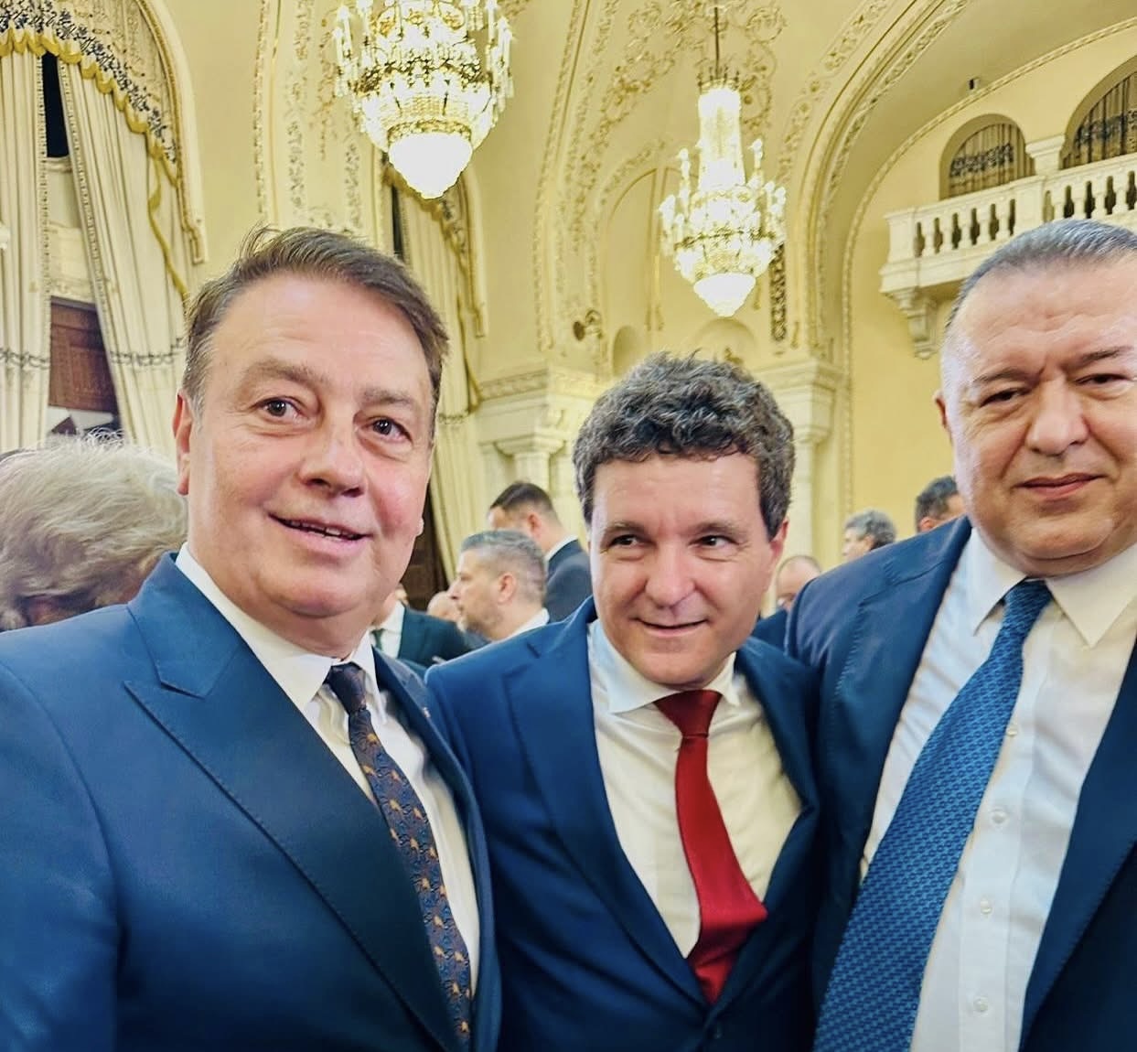 Florin Mitroi, la ceremonia de investire a lui Nicușor Dan: Cel mai valoros simbol al democrației rămâne votul exprimat liber IMG 9785 2
