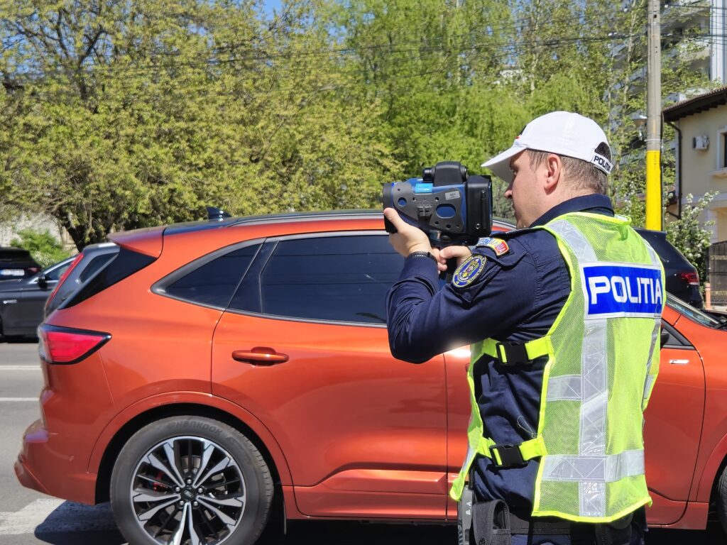 FOTO VIDEO Polițiștii constănțeni intensifică controalele pentru siguranța traficului de 1 Mai 3 FOTO VIDEO Polițiștii constănțeni intensifică controalele pentru siguranța traficului de 1 Mai Imagine WhatsApp 2025 05 01 la 15.23.12 0e4aa87a
