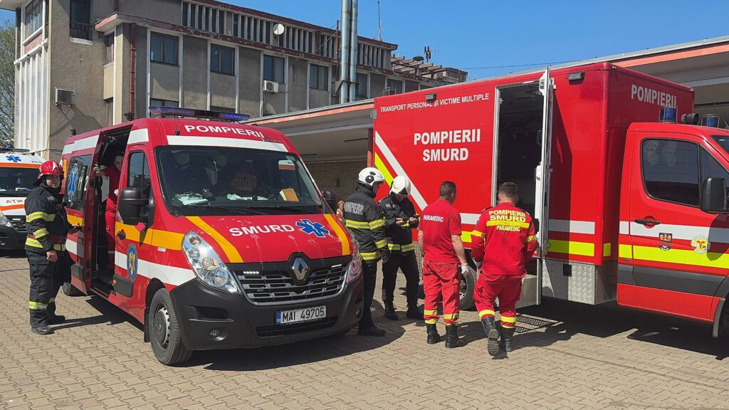 FOTO VIDEO Plan Roșu de Intervenție la Gara Constanța: mai multe victime au fost transportate la spital după un accident feroviar între două trenuri UPDATE 7 FOTO VIDEO Plan Roșu de Intervenție la Gara Constanța: mai multe victime au fost transportate la spital după un accident feroviar între două trenuri UPDATE Imagine WhatsApp 2025 05 04 la 15.20.04 e9d9e93f