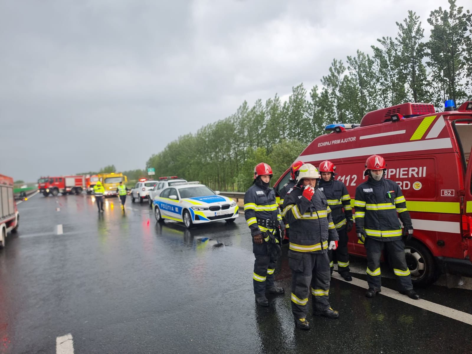 FOTO VIDEO Carambol pe autostrada A1, la Nădlac: Planul Roșu activat după un accident cu victime multiple UPDATE Imagine WhatsApp 2025 05 15 la 16.38.31 85d008fa