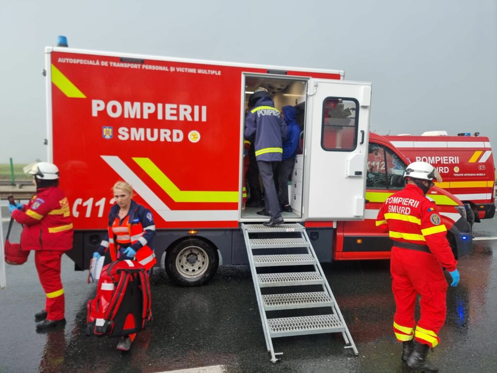 FOTO VIDEO Carambol pe autostrada A1, la Nădlac: Planul Roșu activat după un accident cu victime multiple UPDATE Imagine WhatsApp 2025 05 15 la 16.38.33 1fdb75f3