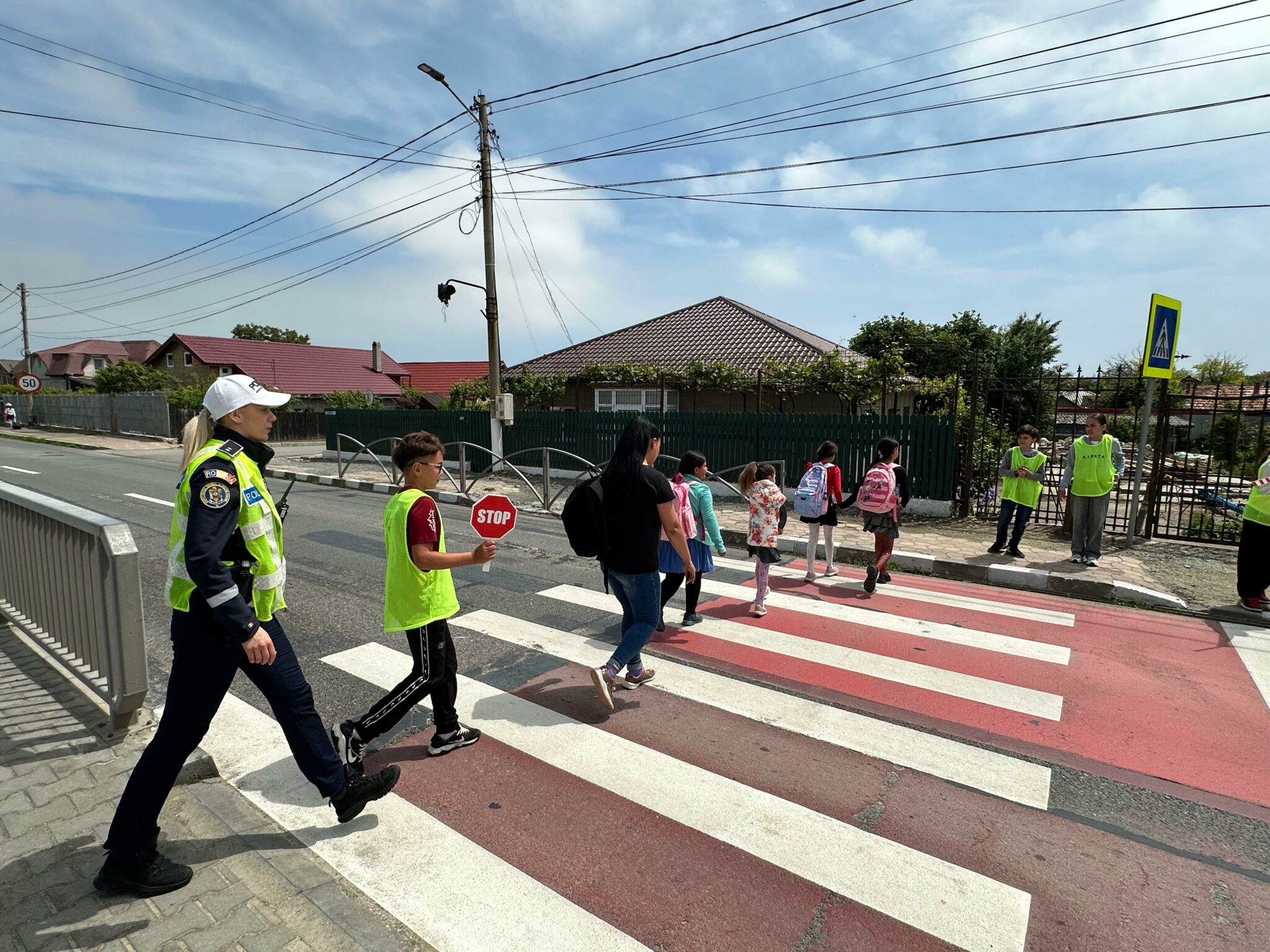 Patrula școlară din Tuzla, alături de polițiști Imagine WhatsApp 2025 05 23 la 13.53.10 e7eb8128