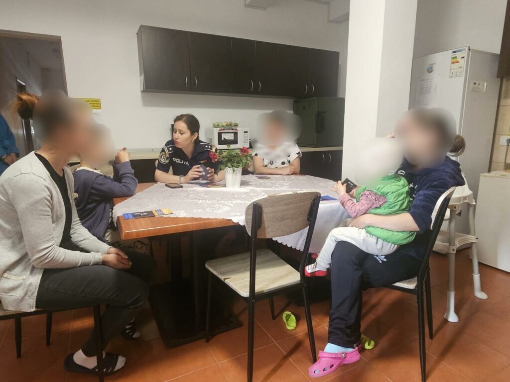 Acțiune pentru prevenirea violenței domestice, desfășurată de polițiștii constănțeni Imagine WhatsApp 2025 05 29 la 10.32.22 4c9023a7