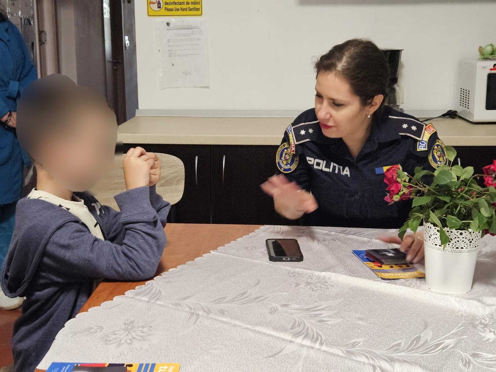 Acțiune pentru prevenirea violenței domestice, desfășurată de polițiștii constănțeni Imagine WhatsApp 2025 05 29 la 10.32.23 67d20e66