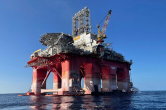 Proiectul Neptun Deep a câștigat procesul cu Greenpeace/ Reacția ONG-ului MTgzZjExYjNiMTVlMDc2YjY0ZmI3MTY3NDFk.thumb