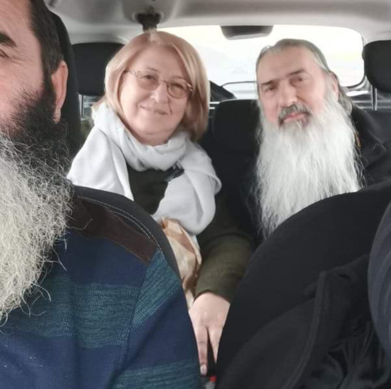 Imagini exclusive! Cât de apropiat este Teodosie de Zoe Rădulescu, soacra legionarului Eugen Sechila 3 Imagini exclusive! Cât de apropiat este Teodosie de Zoe Rădulescu, soacra legionarului Eugen Sechila Screenshot 2025 05 14 153351 1
