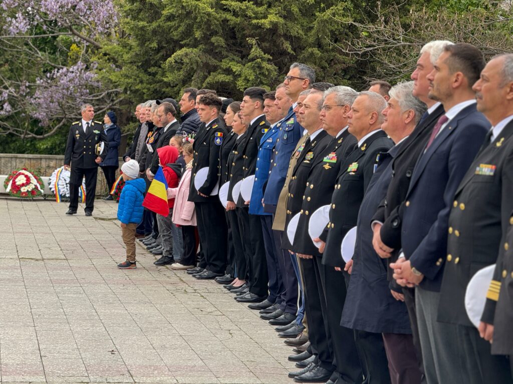 FOTO VIDEO Ziua Independenței Naționale a României, sărbătorită la Constanța 14 FOTO VIDEO Ziua Independenței Naționale a României, sărbătorită la Constanța WhatsApp Image 2025 05 10 at 11.16.19