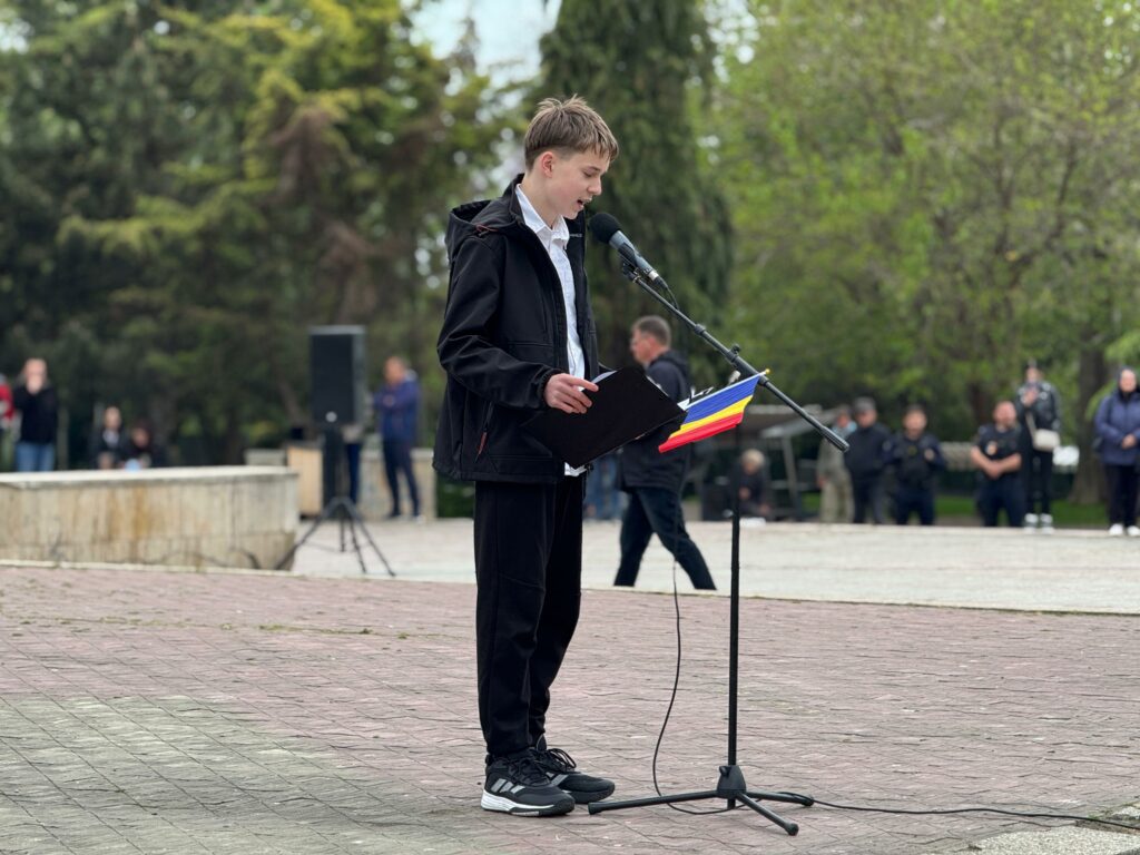FOTO VIDEO Ziua Independenței Naționale a României, sărbătorită la Constanța 27 FOTO VIDEO Ziua Independenței Naționale a României, sărbătorită la Constanța WhatsApp Image 2025 05 10 at 11.22.20