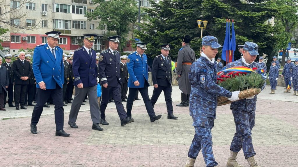 FOTO VIDEO Ziua Independenței Naționale a României, sărbătorită la Constanța 38 FOTO VIDEO Ziua Independenței Naționale a României, sărbătorită la Constanța WhatsApp Image 2025 05 10 at 11.50.11