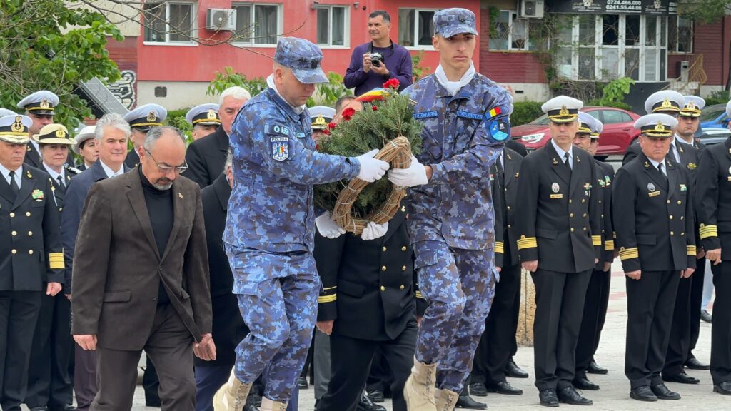 FOTO VIDEO Ziua Independenței Naționale a României, sărbătorită la Constanța 49 FOTO VIDEO Ziua Independenței Naționale a României, sărbătorită la Constanța WhatsApp Image 2025 05 10 at 11.56.19