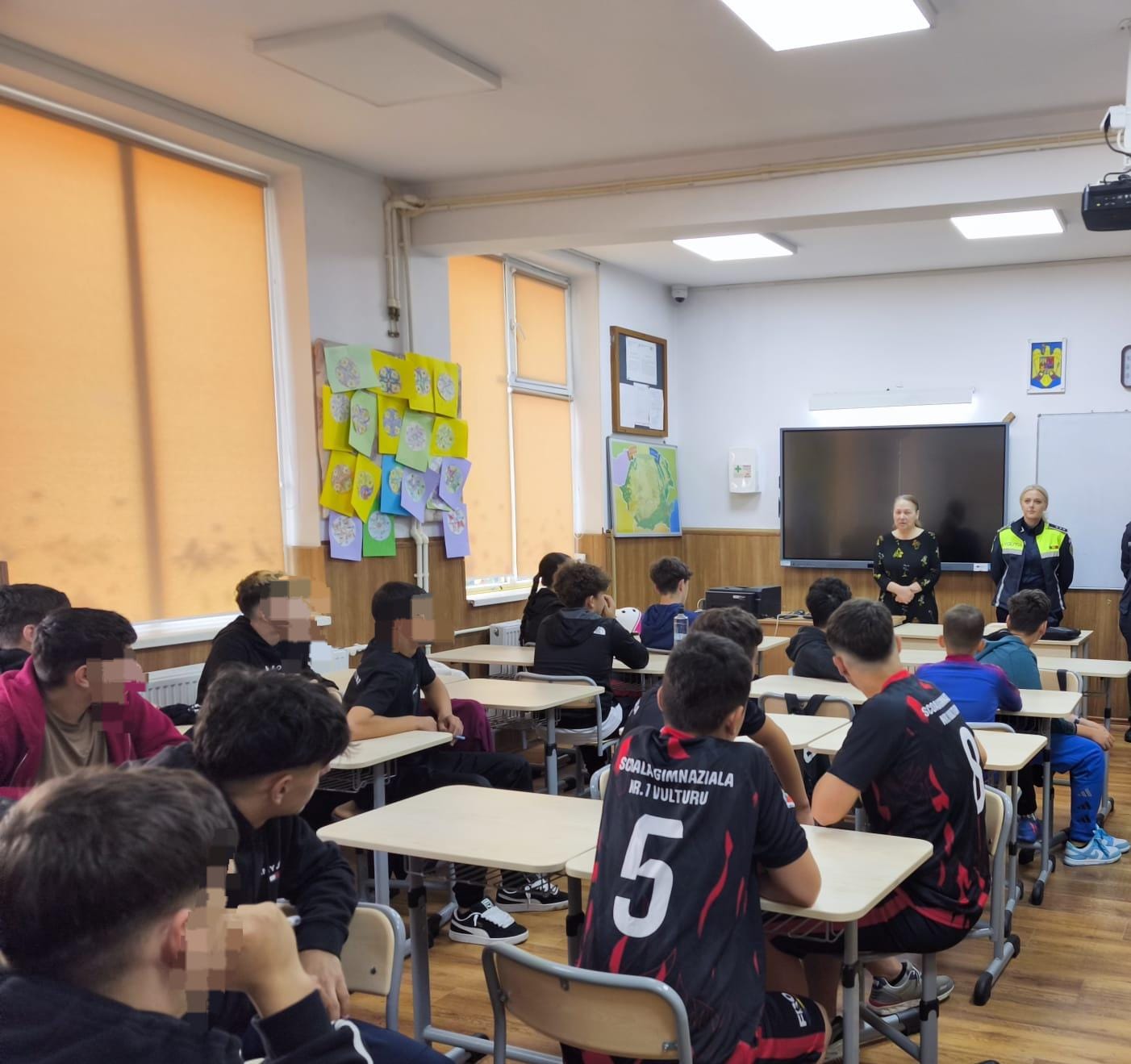 Acțiuni pentru prevenirea violenței și a delincvenței juvenile în școli din municipiul Constanța, Murfatlar și Valu lui Traian WhatsApp Image 2025 05 10 at 12.23.58