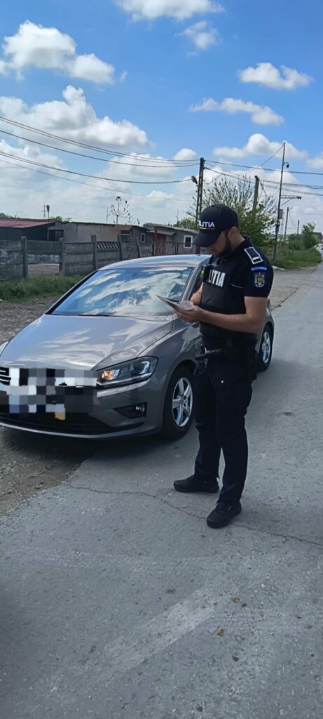 FOTO Acțiuni desfășurate de polițiștii municipiului Medgidia: peste 120 de persoane legitimate și zeci de amenzi aplicate 2 FOTO Acțiuni desfășurate de polițiștii municipiului Medgidia: peste 120 de persoane legitimate și zeci de amenzi aplicate WhatsApp Image 2025 05 11 at 12.17.50