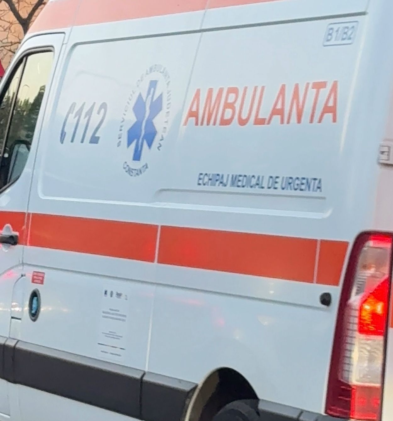 O victimă a ajuns la spital în urma unui accident la Popasul Tașaul WhatsApp Image 2025 05 12 at 20.09.22