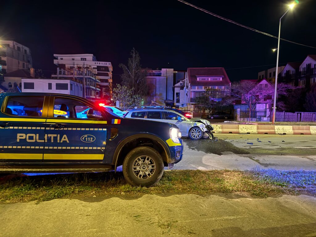 FOTO VIDEO Accident grav la Lidl din Mamaia Nord/ O femeie și un șofer de bolt au ajuns la spital UPDATE 12 FOTO VIDEO Accident grav la Lidl din Mamaia Nord/ O femeie și un șofer de bolt au ajuns la spital UPDATE WhatsApp Image 2025 05 13 at 21.44.16