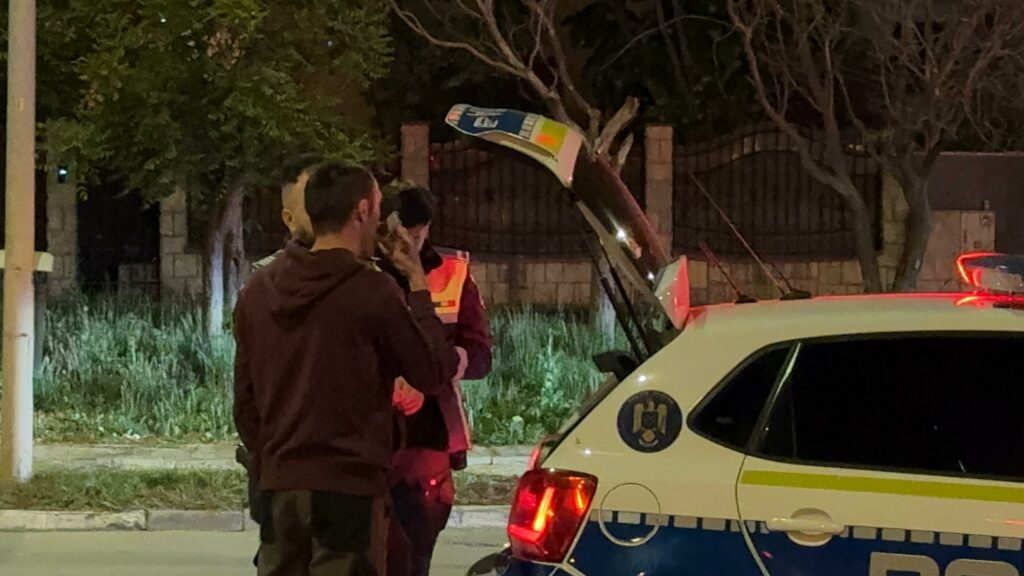 FOTO VIDEO Accident grav la Lidl din Mamaia Nord/ O femeie și un șofer de bolt au ajuns la spital UPDATE 14 FOTO VIDEO Accident grav la Lidl din Mamaia Nord/ O femeie și un șofer de bolt au ajuns la spital UPDATE WhatsApp Image 2025 05 13 at 21.54.19