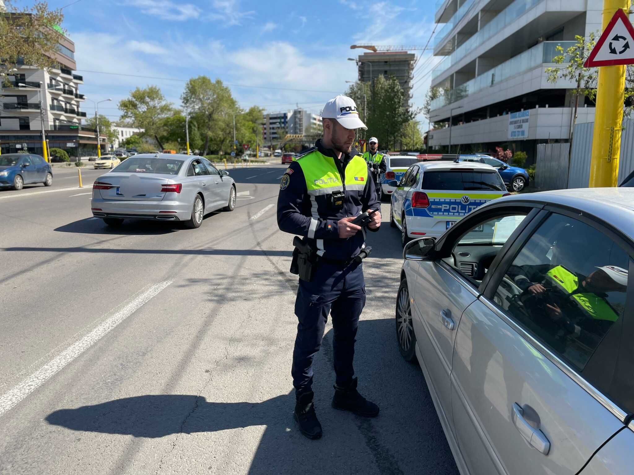 Polițiștii rutieri din Constanța au aplicat amenzi de peste 20.000 de lei și au reținut 16 permise WhatsApp Image 2025 05 15 at 17.06.12