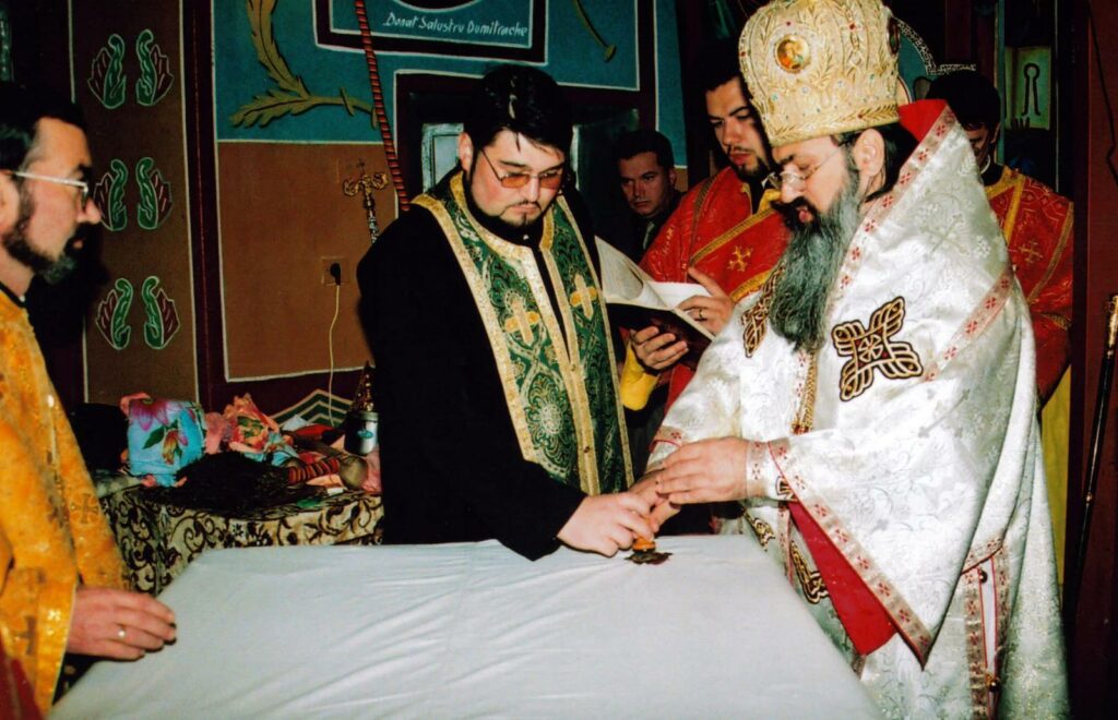 A murit preotul constănțean Tivadar Vasile-Ioan, fost paroh al Bisericii Sfânta Filofteia din Constanța 4 A murit preotul constănțean Tivadar Vasile-Ioan, fost paroh al Bisericii Sfânta Filofteia din Constanța WhatsApp Image 2025 05 25 at 01.51.44 2