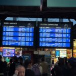 FOTO VIDEO ORE ÎNTREGI de întârzieri către Constanța, cu trenul, din Gara București WhatsApp Image 2025 05 28 at 23.36.42