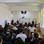 FOTO Din spatele gratiilor, față în față cu elevii: Mărturii reale despre droguri, crime și consecințe WhatsApp Image 2025 05 31 at 15.26.51