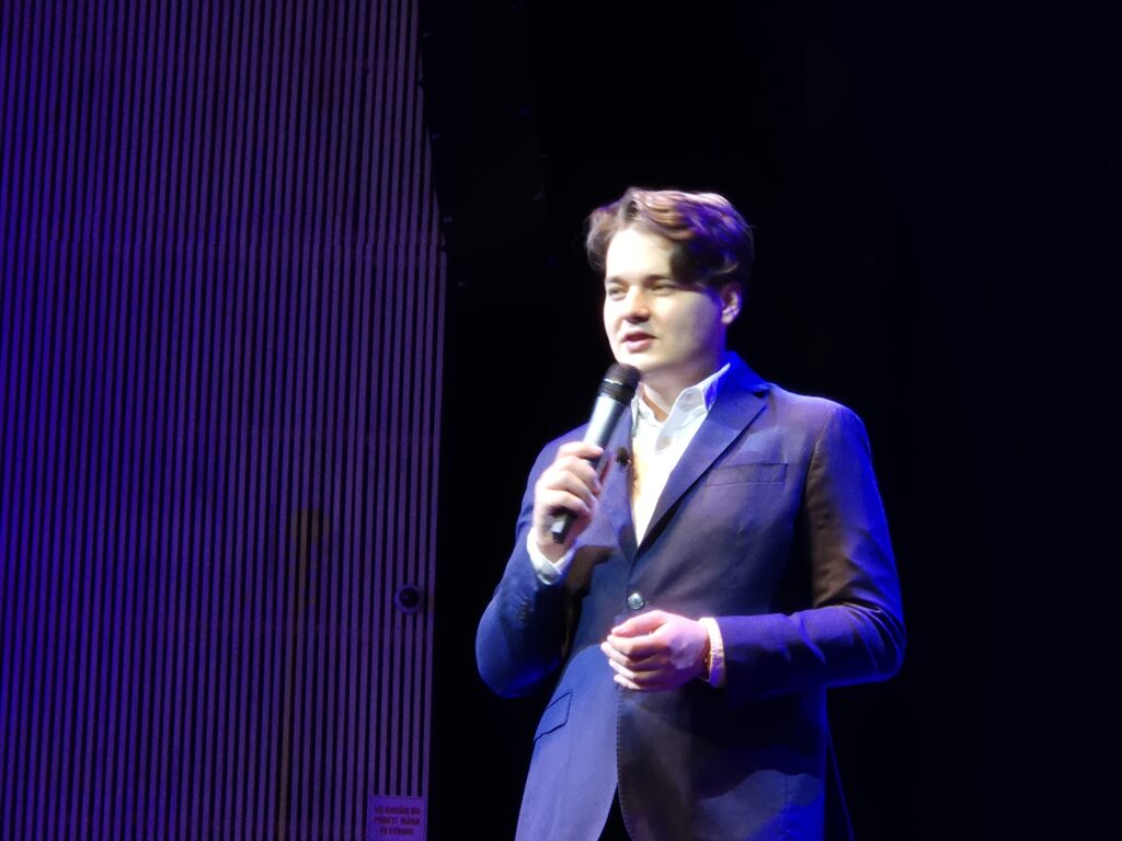 FOTO VIDEO Selly, prezent la conferința „Alternative - să fii cool”, la Constanța LIVE TEXT b2732022 ea28 4ddb 90d5 4ecc15ef4646