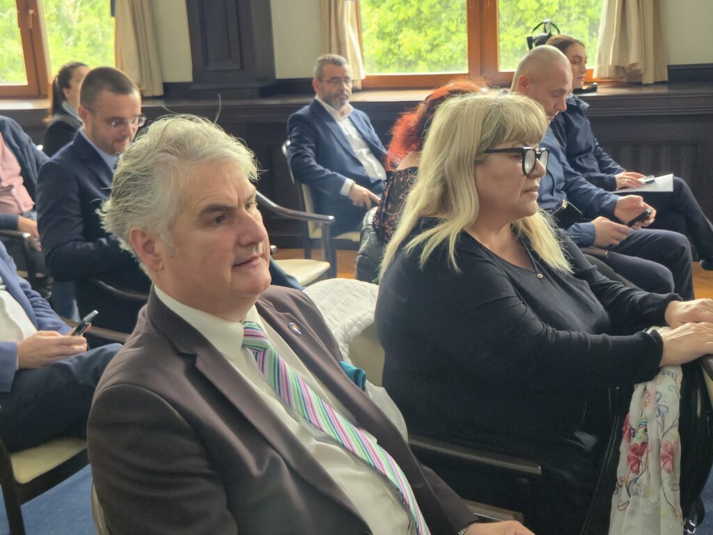 FOTO VIDEO Colegiul Prefectural prezintă activitățile desfășurate pentru deschiderea sezonului estival LIVE TEXT 6 FOTO VIDEO Colegiul Prefectural prezintă activitățile desfășurate pentru deschiderea sezonului estival LIVE TEXT b8223d0d 0682 4677 bde4 ce9c3ae94a55