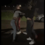 FOTO Scandal între tinere la Rariștea: două fete, bătute în plină stradă bataie