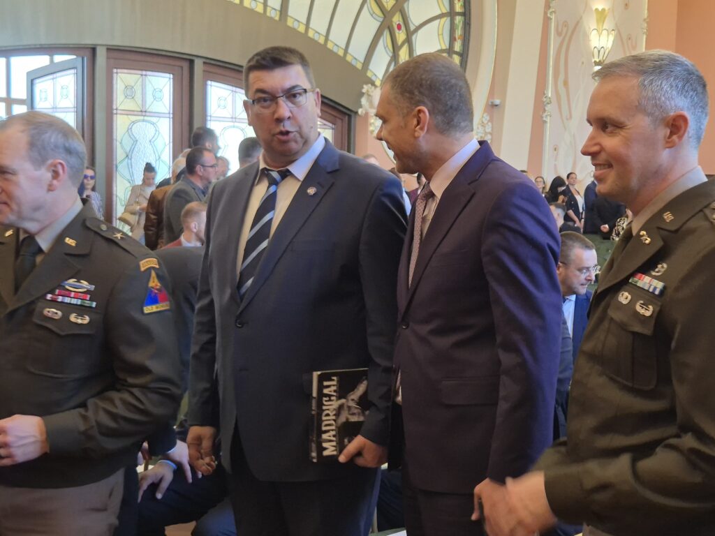 FOTO VIDEO Așteptarea a luat sfârșit! Cazinoul Constanța își deschide porțile publicului 8 FOTO VIDEO Așteptarea a luat sfârșit! Cazinoul Constanța își deschide porțile publicului bb74dbfc e026 4954 991b 3f6dad0af9e0