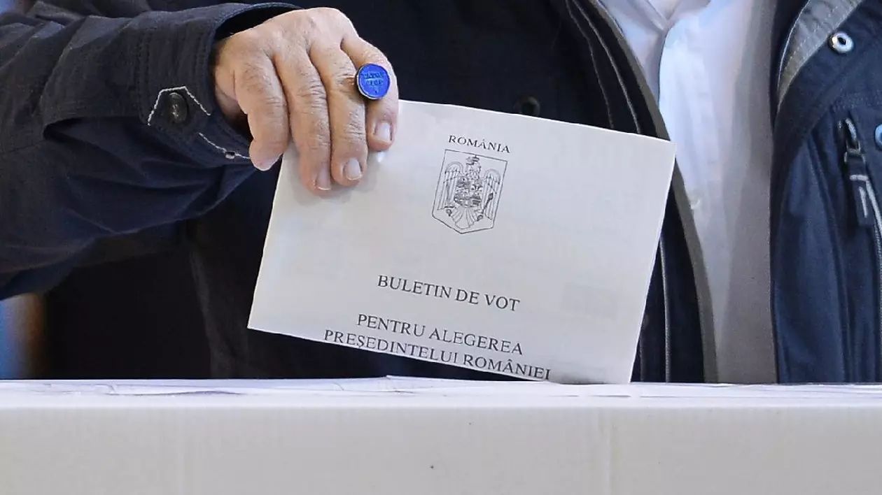 Un bărbat s-a ales cu dosar penal după ce a rupt buletinul de vot buletin 1747563915