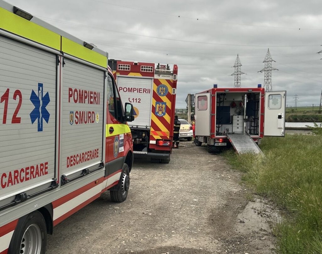 FOTO Bărbatul care și-a pierdut viața în apele Canalului Dunăre–Marea Neagră avea un copil în vârstă de 12 ani 4 FOTO Bărbatul care și-a pierdut viața în apele Canalului Dunăre–Marea Neagră avea un copil în vârstă de 12 ani c4c70d88 7c78 4608 ba7d bf25565fce56