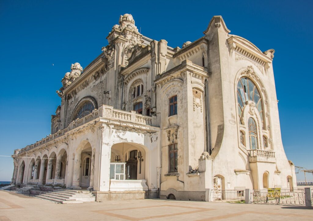 Istoria Cazinoului Constanța, refăcut după un secol de istorie și decenii de decădere constanta 1