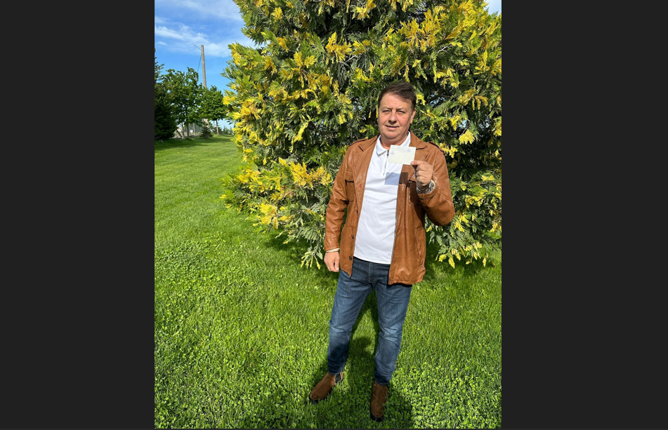 Florin Mitroi, după ce a votat: „Pentru democrație și evoluție” dd 2