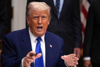 Trump a anunțat „încetarea completă şi totală a focului” între Israel și Iran donald trump anunta ca impune tarife de 50 pentru uniunea europeana incepand cu 1 iunie 2025 974985