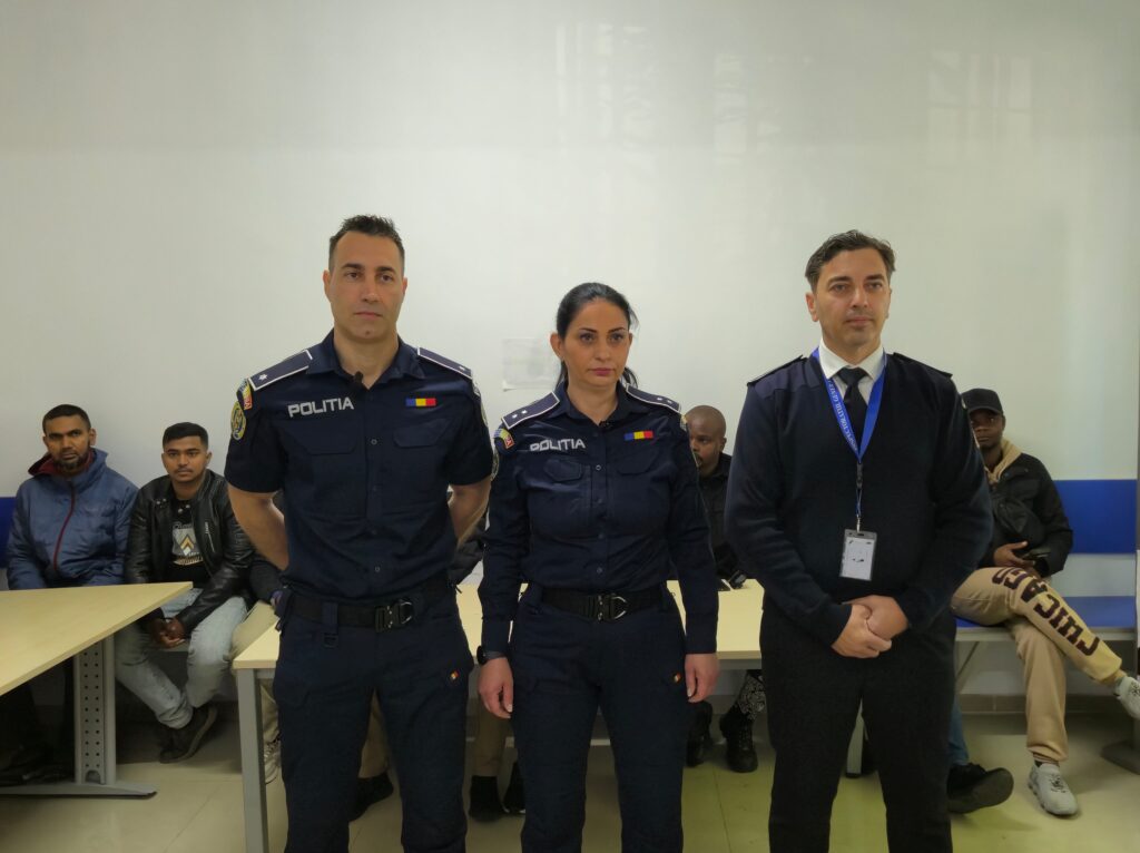 FOTO VIDEO IPJ Constanța, activitate desfășurată alături de imigranții din județ 3 FOTO VIDEO IPJ Constanța, activitate desfășurată alături de imigranții din județ eed5b675 ff7b 4dcc 92f8 e217c25131d9