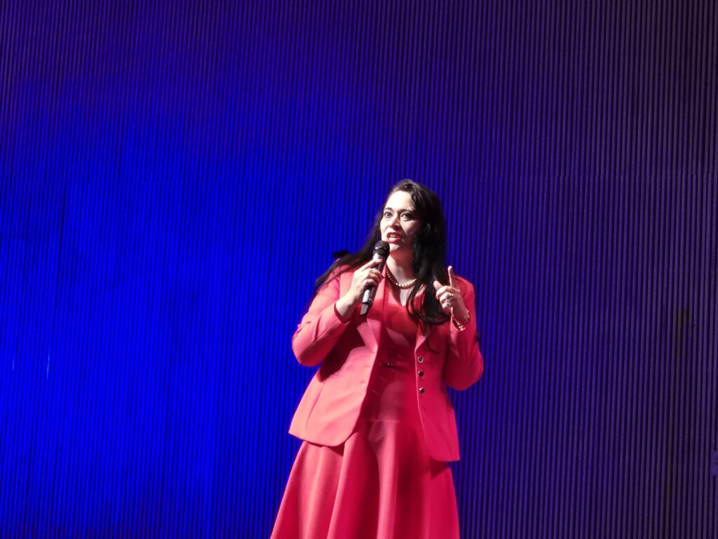 FOTO VIDEO Selly, prezent la conferința „Alternative - să fii cool”, la Constanța LIVE TEXT f4dfac21 a1dd 46bb ad84 8cd0e80bea7b