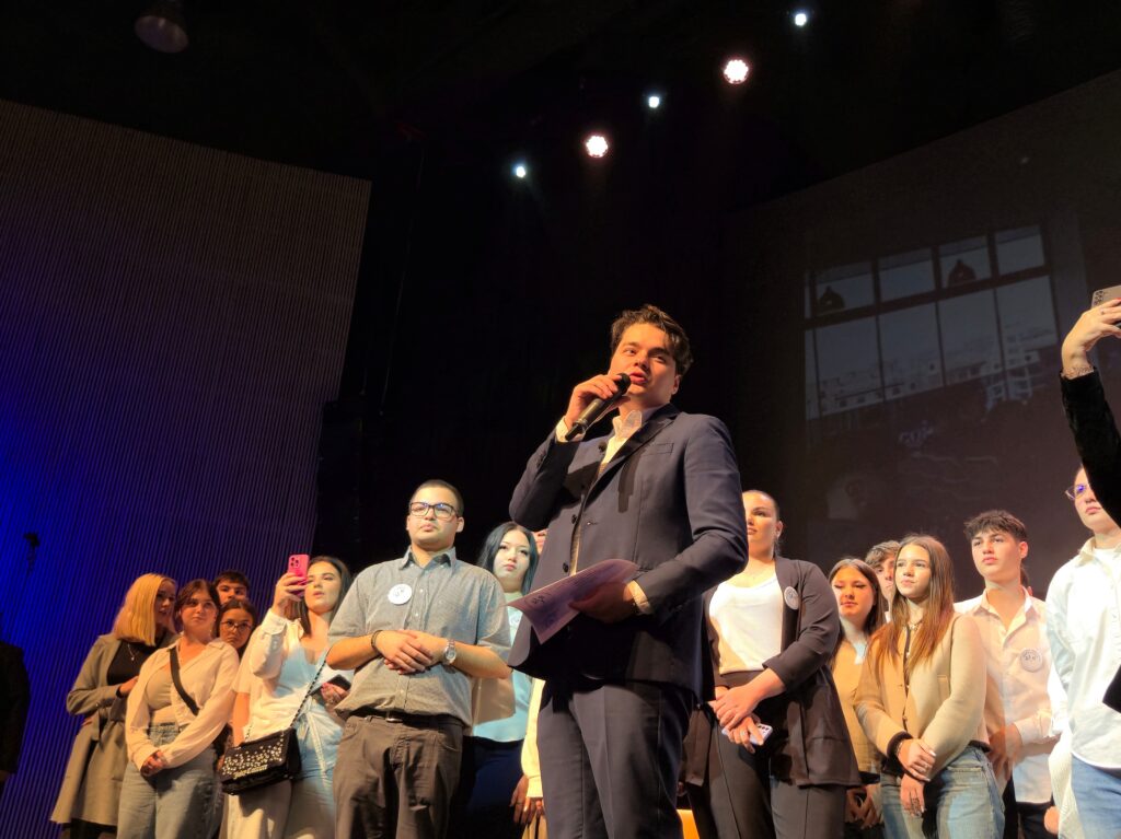 FOTO VIDEO Selly, prezent la conferința „Alternative - să fii cool”, la Constanța LIVE TEXT f5808207 2faf 472f 8cdf f8b235eb1462