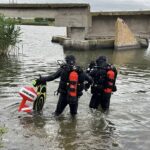 FOTO Intervenție de URGENȚĂ în Portul Medgidia: Tată și fiu CĂZUȚI în apă f5fd3574 6c29 4e18 b132 e92a64506768