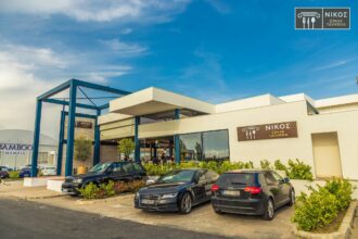 Un minor, în DETENȚIE după un furt la restaurantul Nikos, Mamaia / Acesta a mințit că a adormit în incintă nikos greek taverna mamaia
