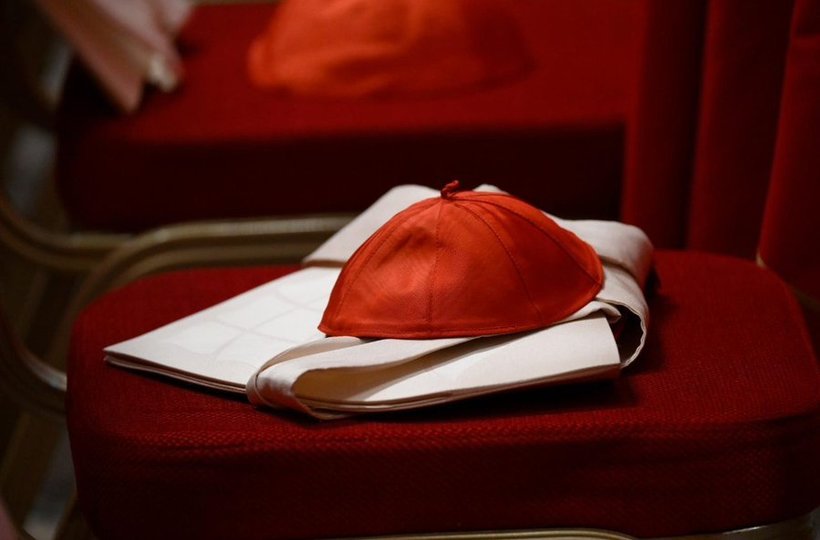 Conclavul pentru alegerea noului papă începe astăzi: 133 de cardinali, închiși în Capela Sixtină papa alegere vatican news